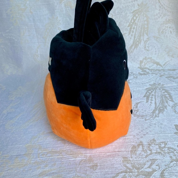 Squishmallows Emily Bat Halloween Treat Pail - Picture 2 of 10